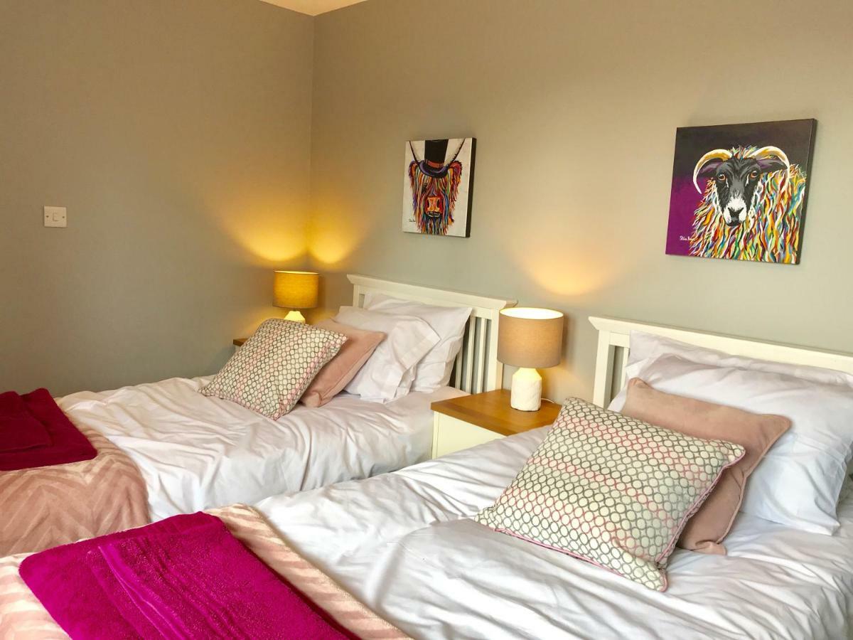 Hunters Lodge Exeter, Free Parking, Country Views, Great Wi-Fi, Large Garden Poltimore Eksteriør bilde