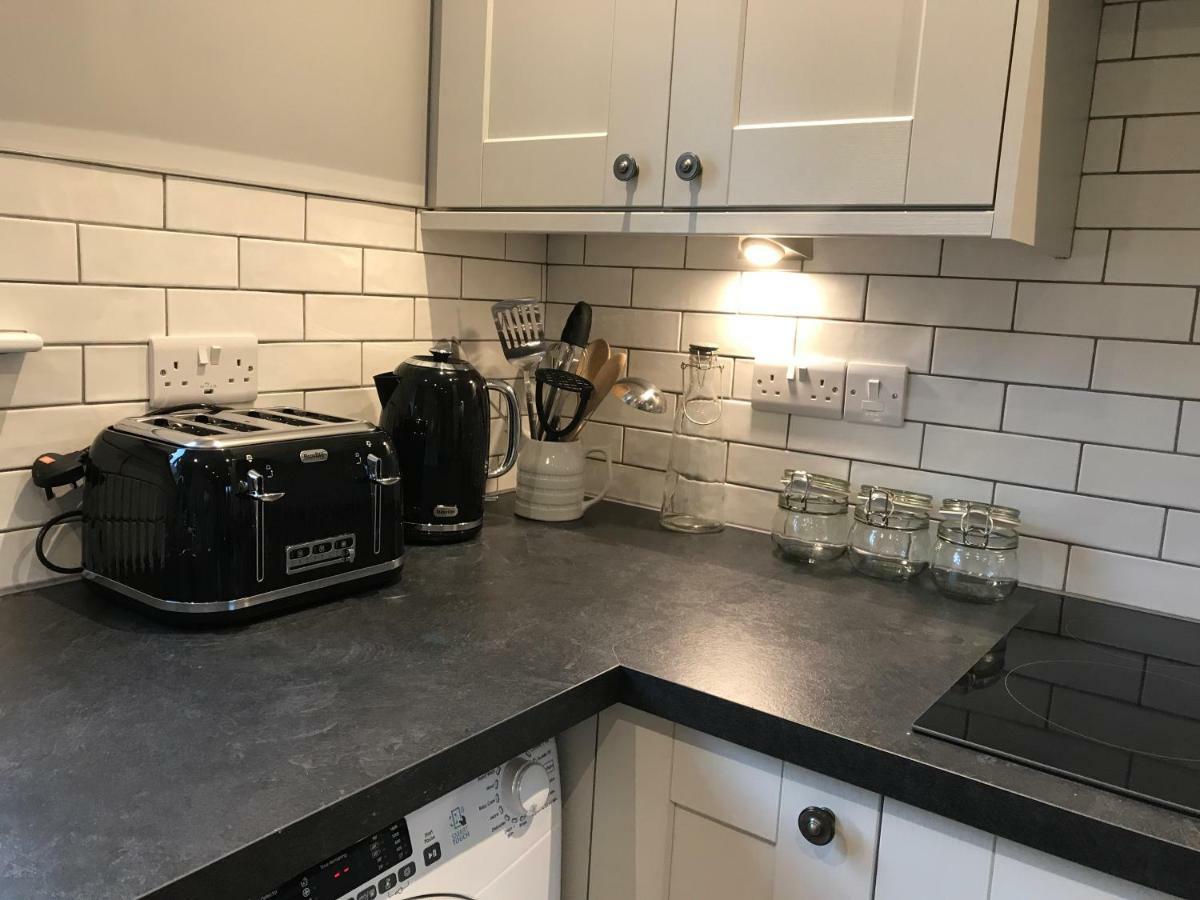 Hunters Lodge Exeter, Free Parking, Country Views, Great Wi-Fi, Large Garden Poltimore Eksteriør bilde