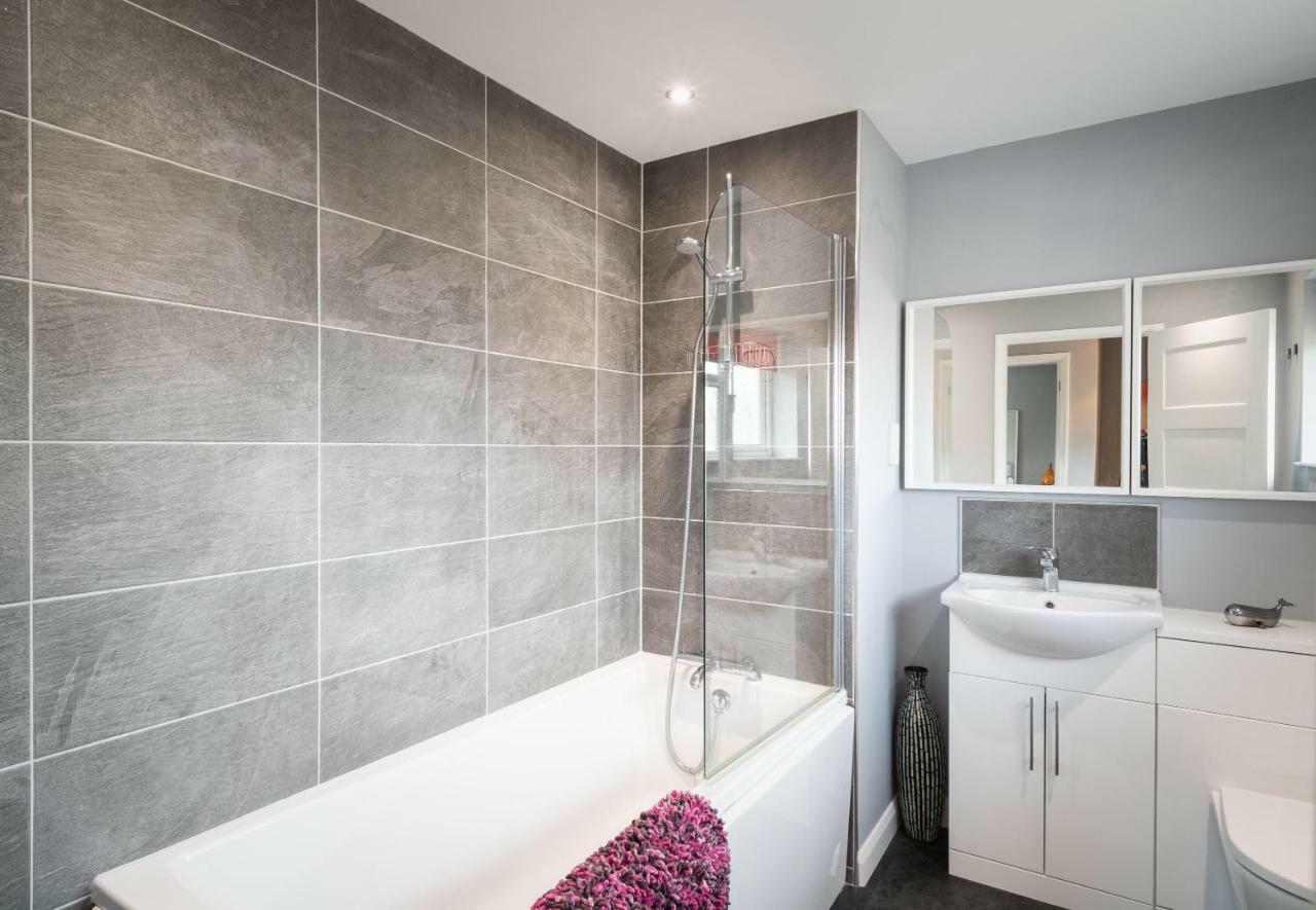 Hunters Lodge Exeter, Free Parking, Country Views, Great Wi-Fi, Large Garden Poltimore Eksteriør bilde