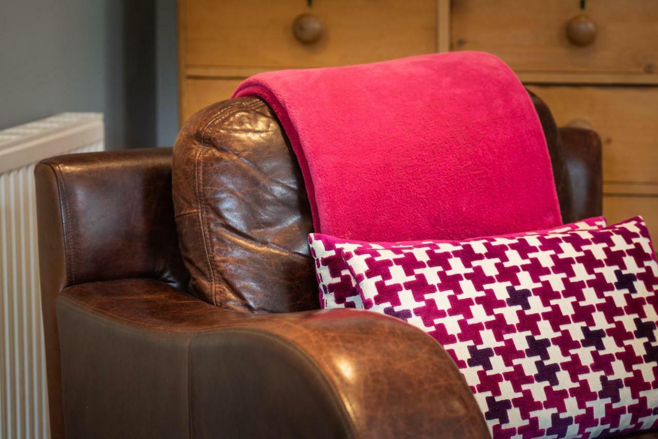 Hunters Lodge Exeter, Free Parking, Country Views, Great Wi-Fi, Large Garden Poltimore Eksteriør bilde